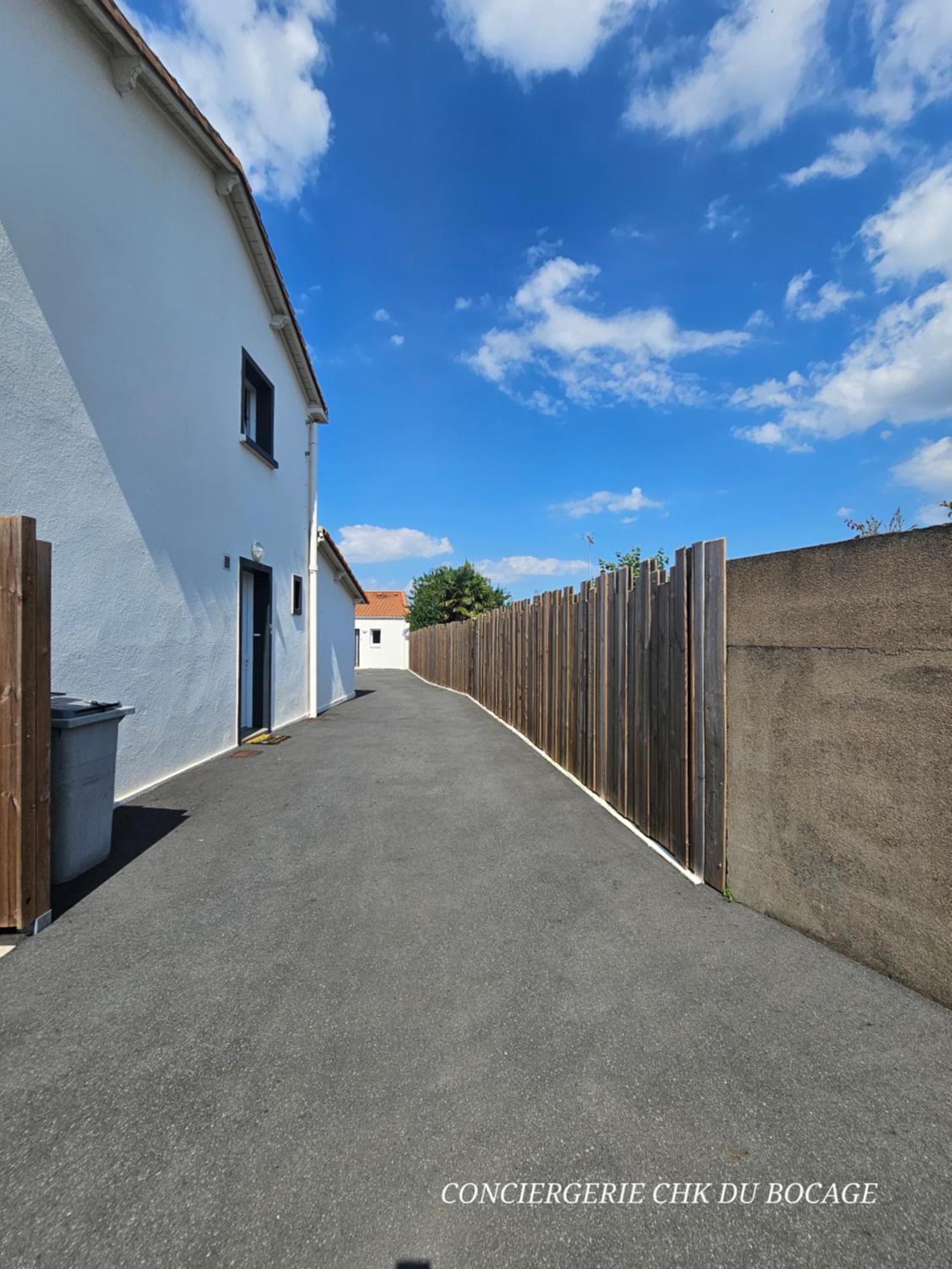 Le Petit Ecureuil Charmant Gite Jardin Terrasse Les Herbiers Exterior foto